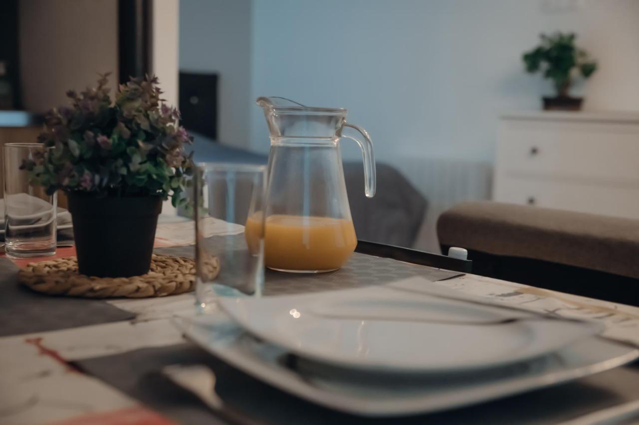 Cosy Et Moderne En Centre Ville, Fibre Haut Debit Ernée Kültér fotó
