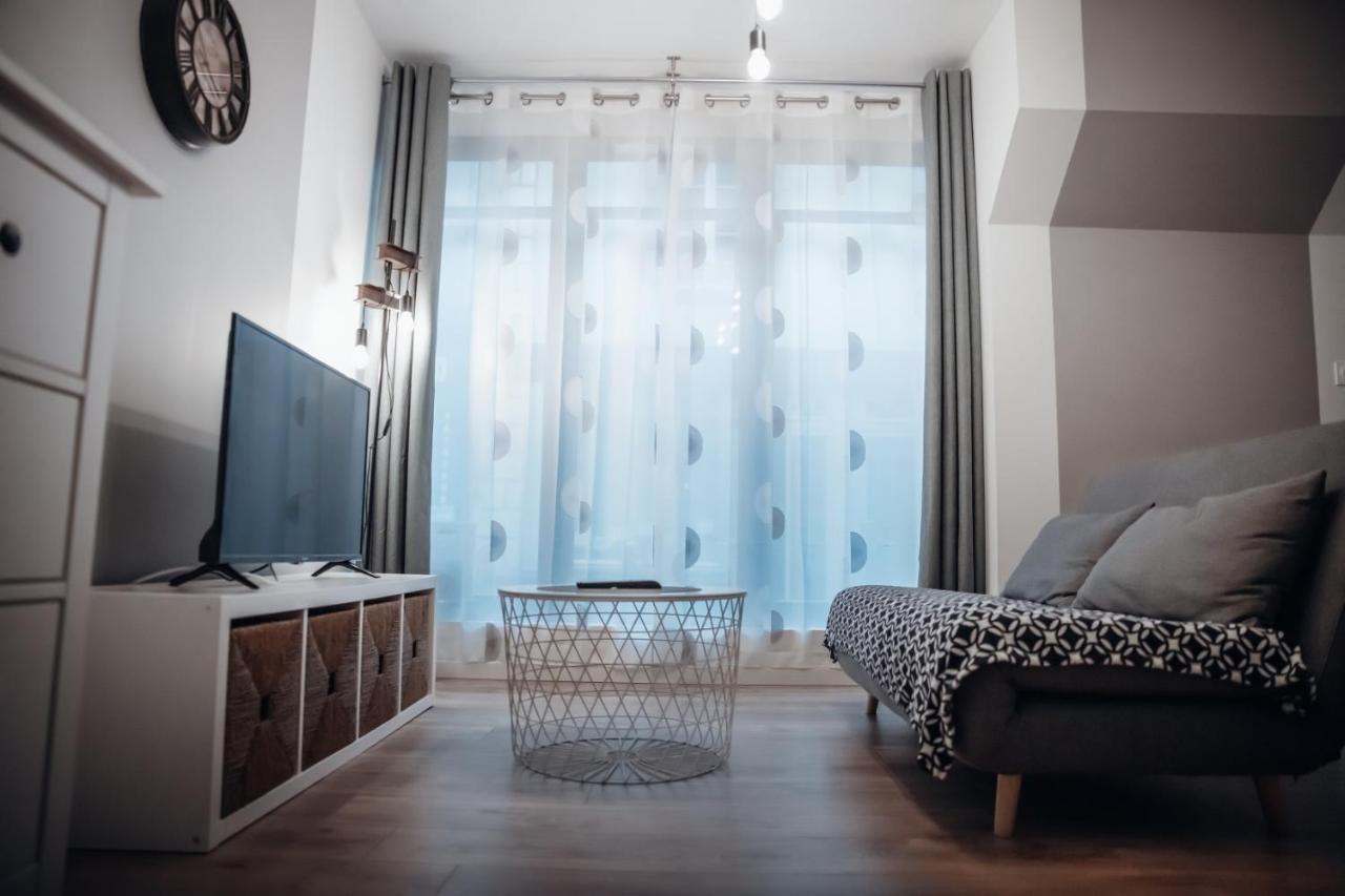 Cosy Et Moderne En Centre Ville, Fibre Haut Debit Ernée Kültér fotó