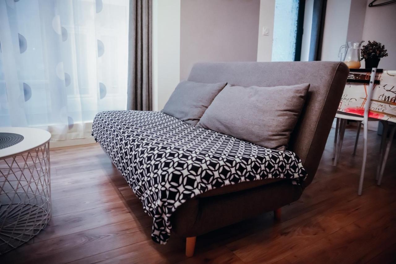 Cosy Et Moderne En Centre Ville, Fibre Haut Debit Ernée Kültér fotó
